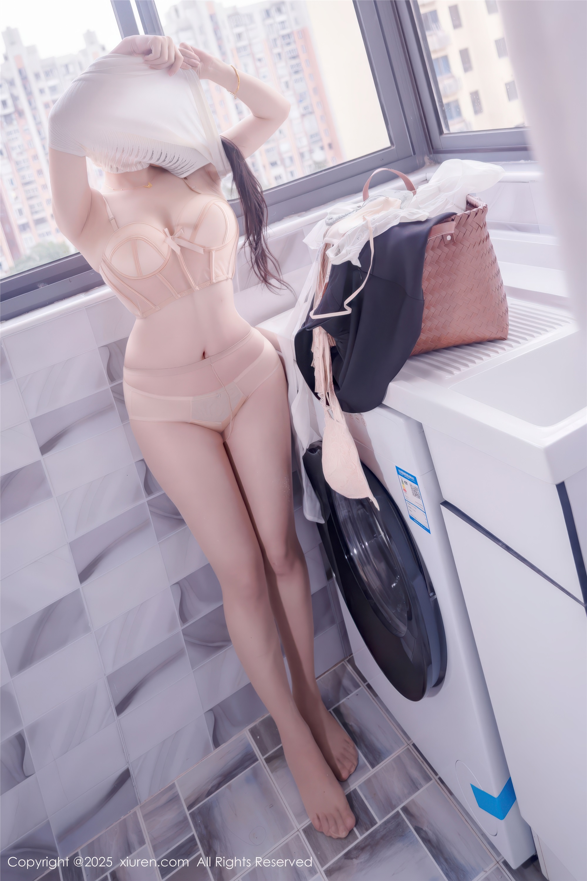 Xiuren秀人网 2025.11.20 NO.11010 汐汐爱吃草莓